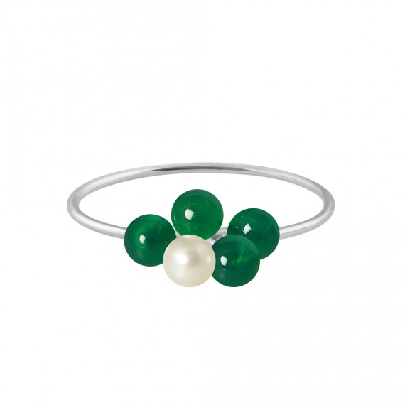Bouquet of pearls ring