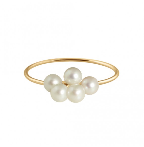 Bouquet of pearls ring