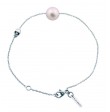 Bracelet perle blanche sur chaine or blanc