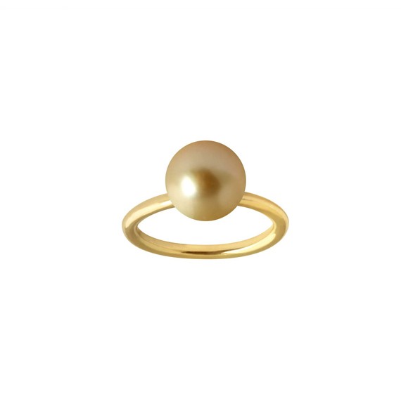 Golden pearl ring